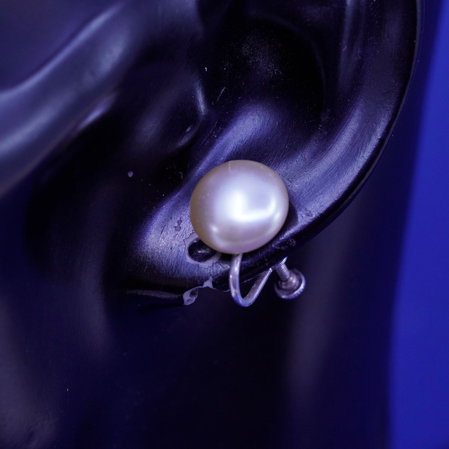 Vintage Sterling 925 silver screw back earrings with faux pearl