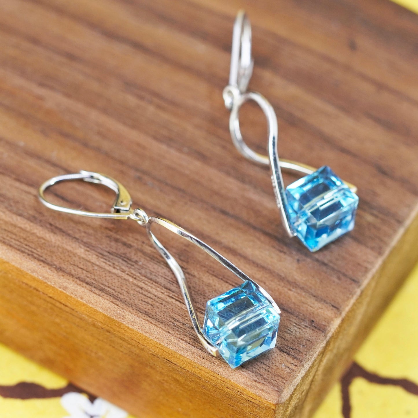 vintage Sterling 925 silver entwined earrings with blue cube crystal