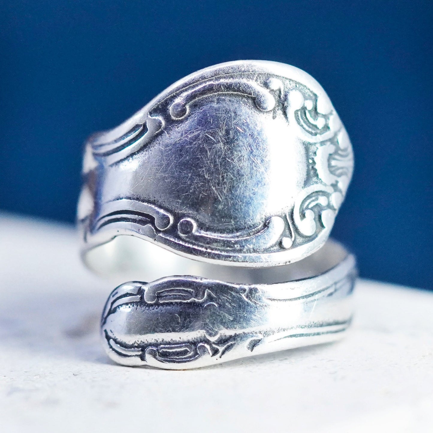 Size 6, vintage Sterling silver handmade ring, 925 flower spoon wrap band