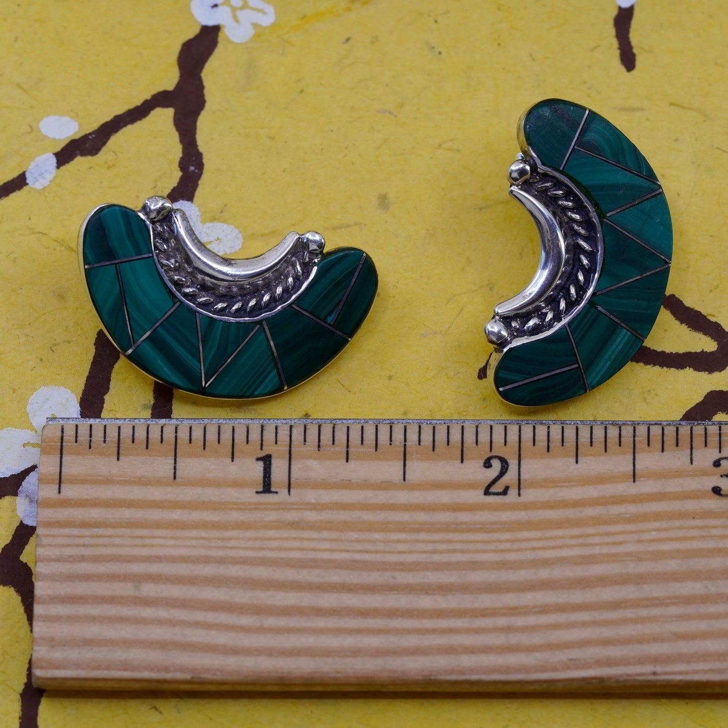 Native Navajo Andrew Johnson Sterling silver earrings, 925 studs malachite