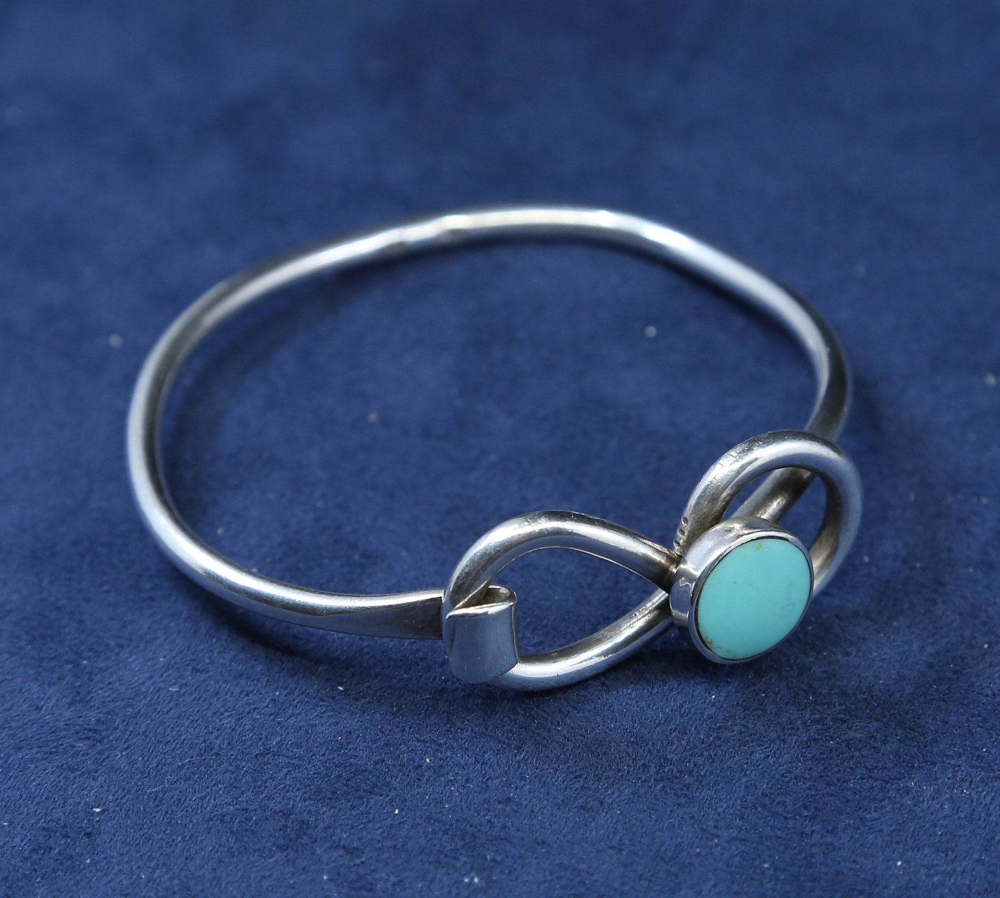 6.75”, vtg Sterling silver handmade bracelet, 925 bangle w/ turquoise