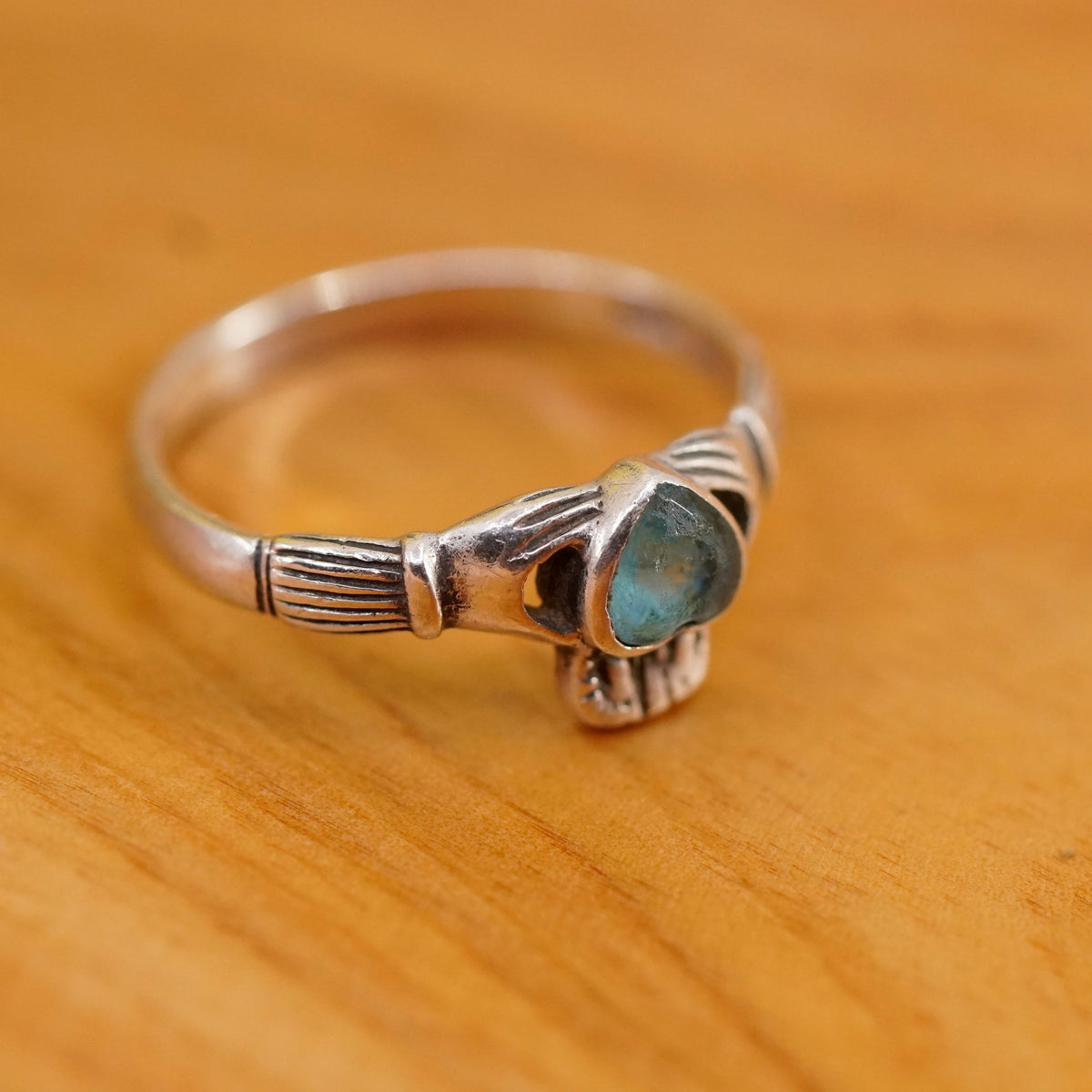 Size 8.75, Solvar sterling silver claddagh ring, holding topaz heart 925 band