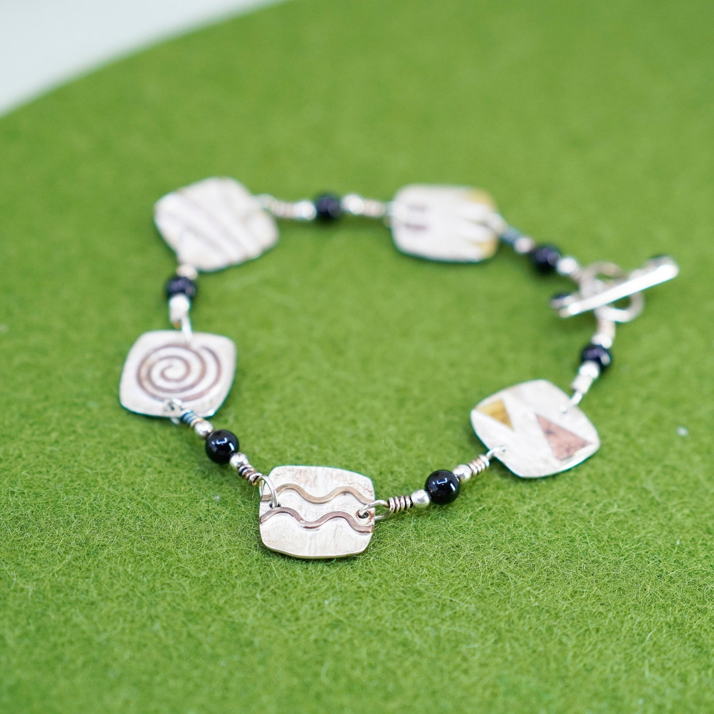 6.75”, Vintage sterling 925 silver square discs bracelet with copper shapes