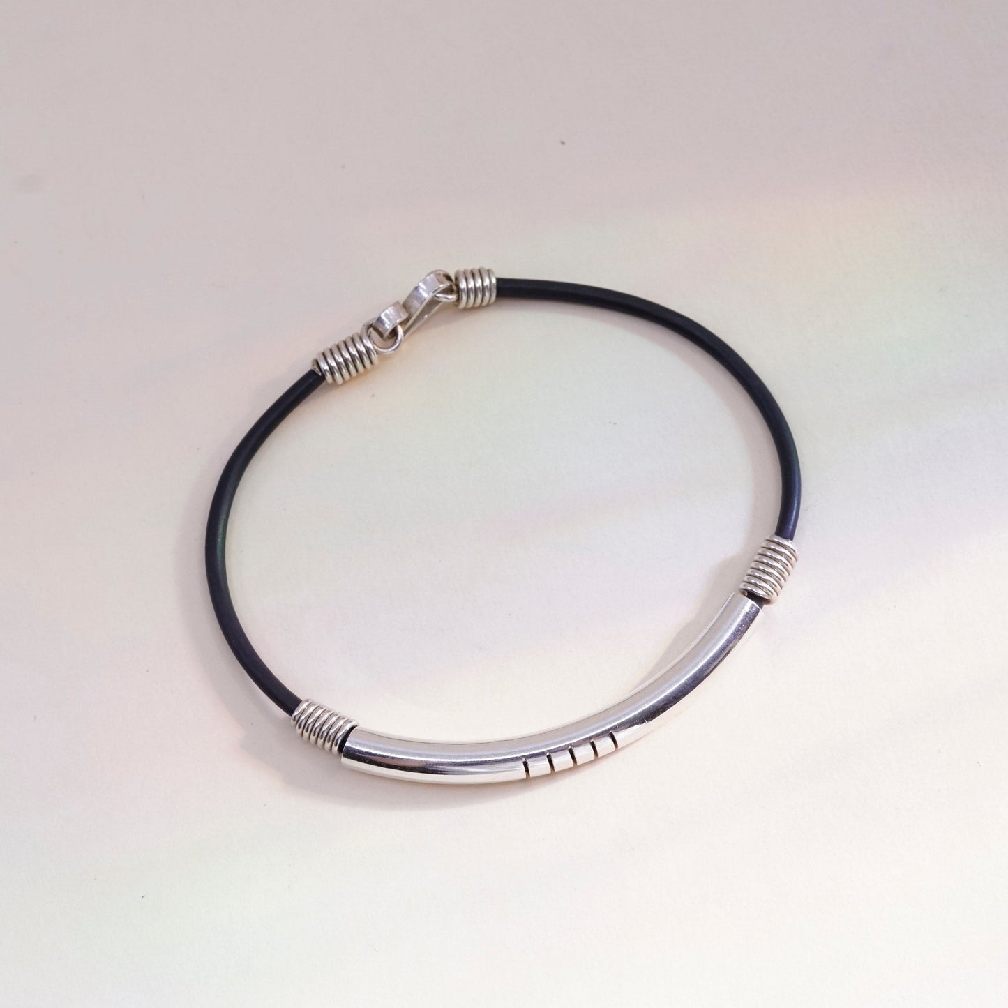 7.5”, Vintage black rubber chain with sterling 925 silver bar,