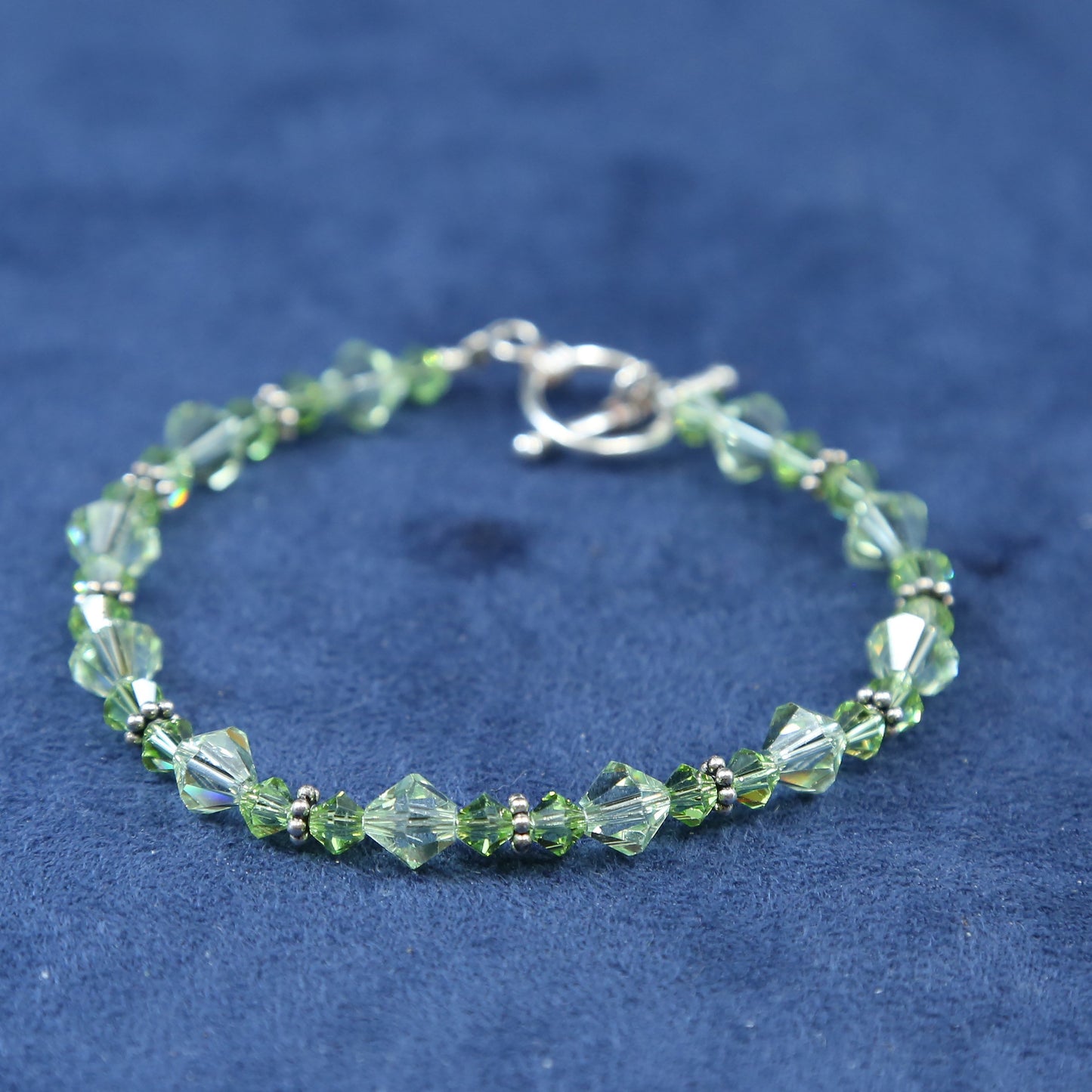 6.5”, vtg sterling silver handmade bracelet, 925 w/ green crystal beads