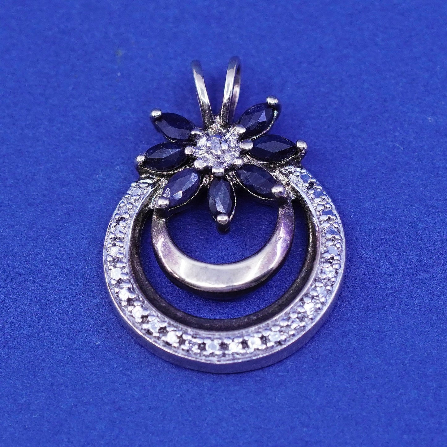 vermeil gold Sterling silver pendant, 925 flower circle w/ sapphire N diamond