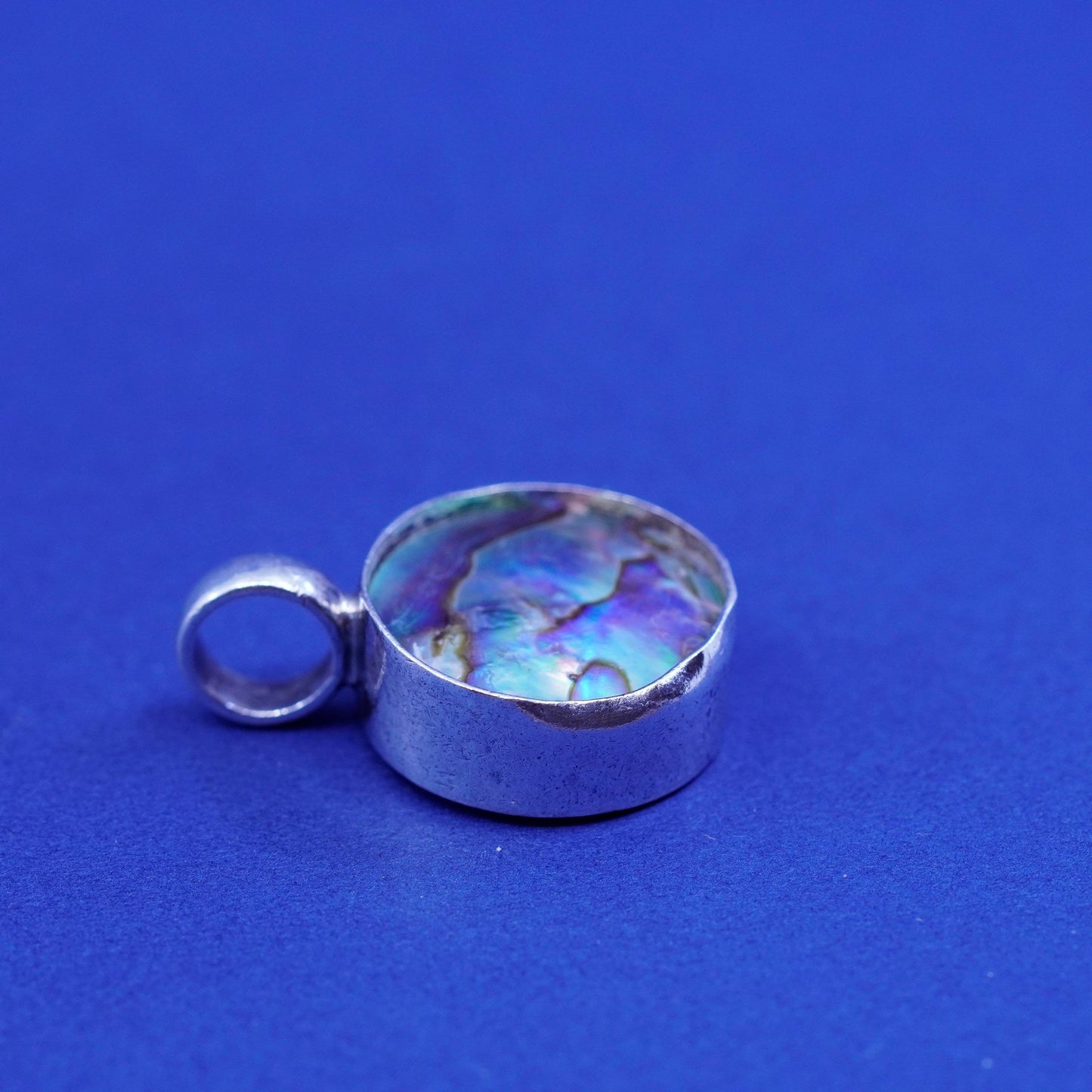 Vintage Sterling silver handmade pendant, 925 circle charm with abalone