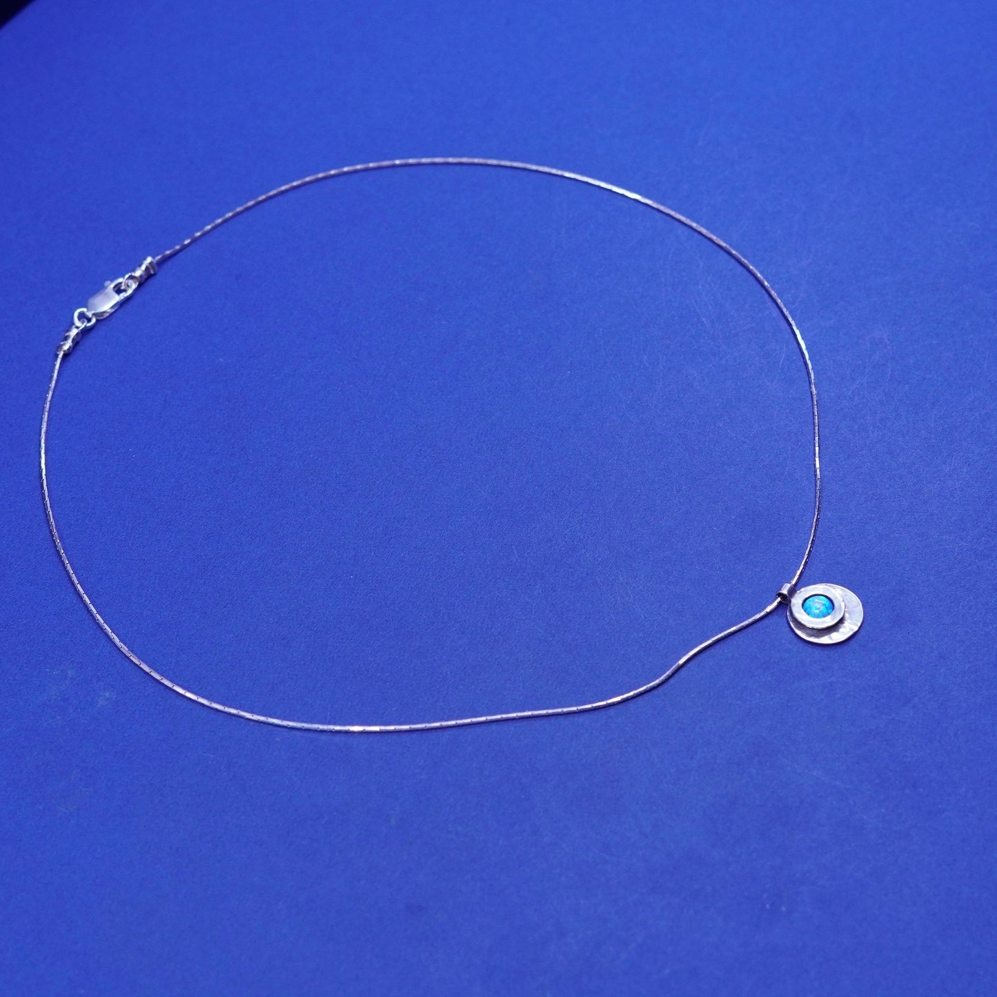 16”, vtg Didae Shablool Sterling 925 silver snake necklace circle opal pendant