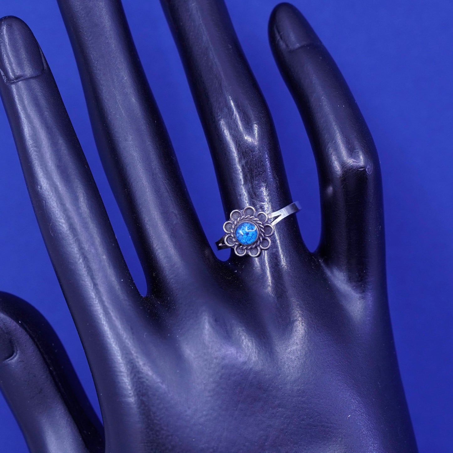 Size 7.25, Mexico sterling 925 silver handmade sub flower ring with opal