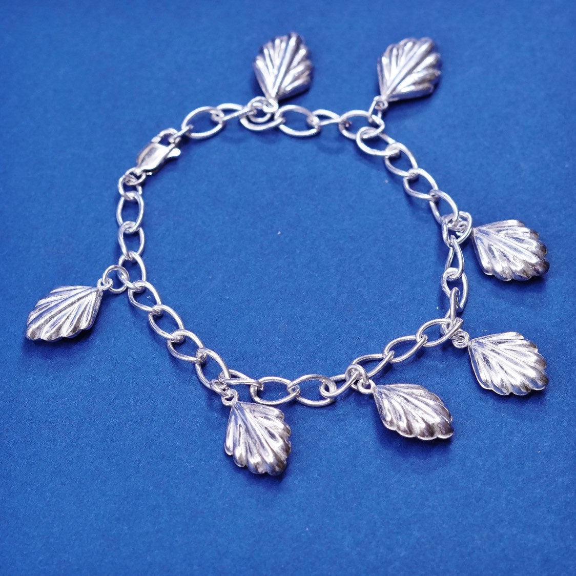 6.5", vtg Sterling silver handmade bracelet, 925 circle chain w/ leaves Charms