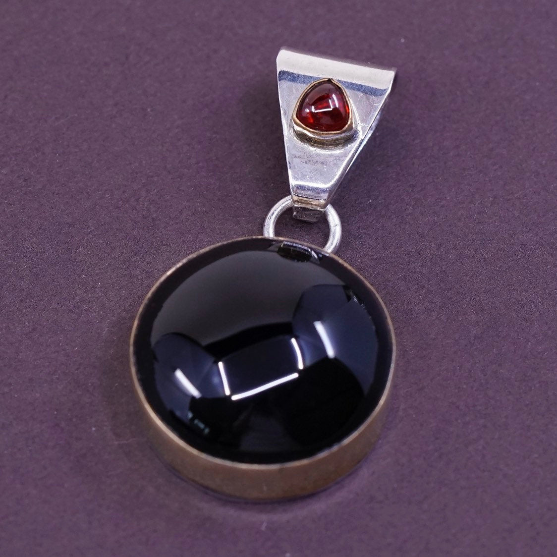 vtg navajo 12K Sterling silver handmade pendant, Native American 925