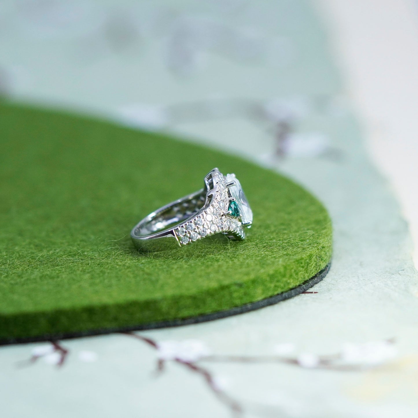Size 7, Sterling silver engagement ring, 925 silver with oval cz and emerald
