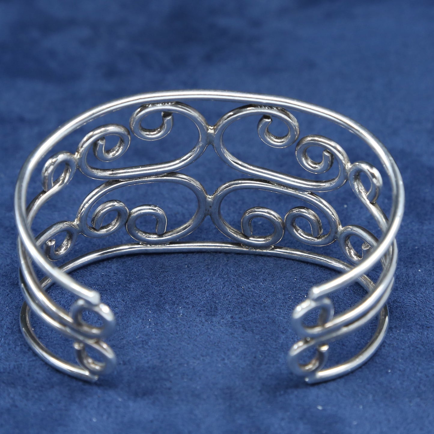 6.75", vtg Sterling silver handmade wired bracelet, 925 whirly cuff