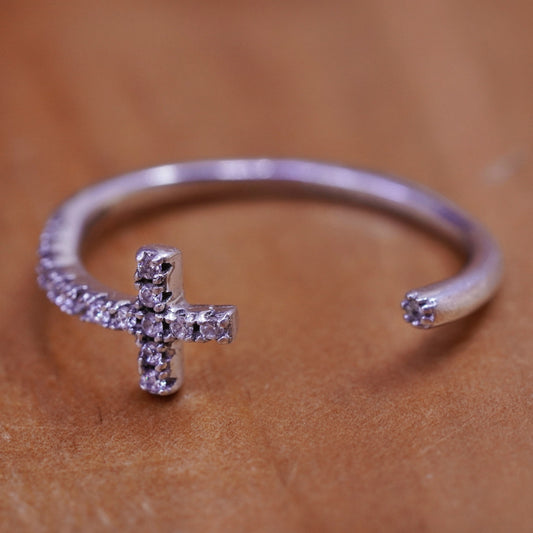 Size Adjustable Vintage Sterling Ring, 925 cross band with cz