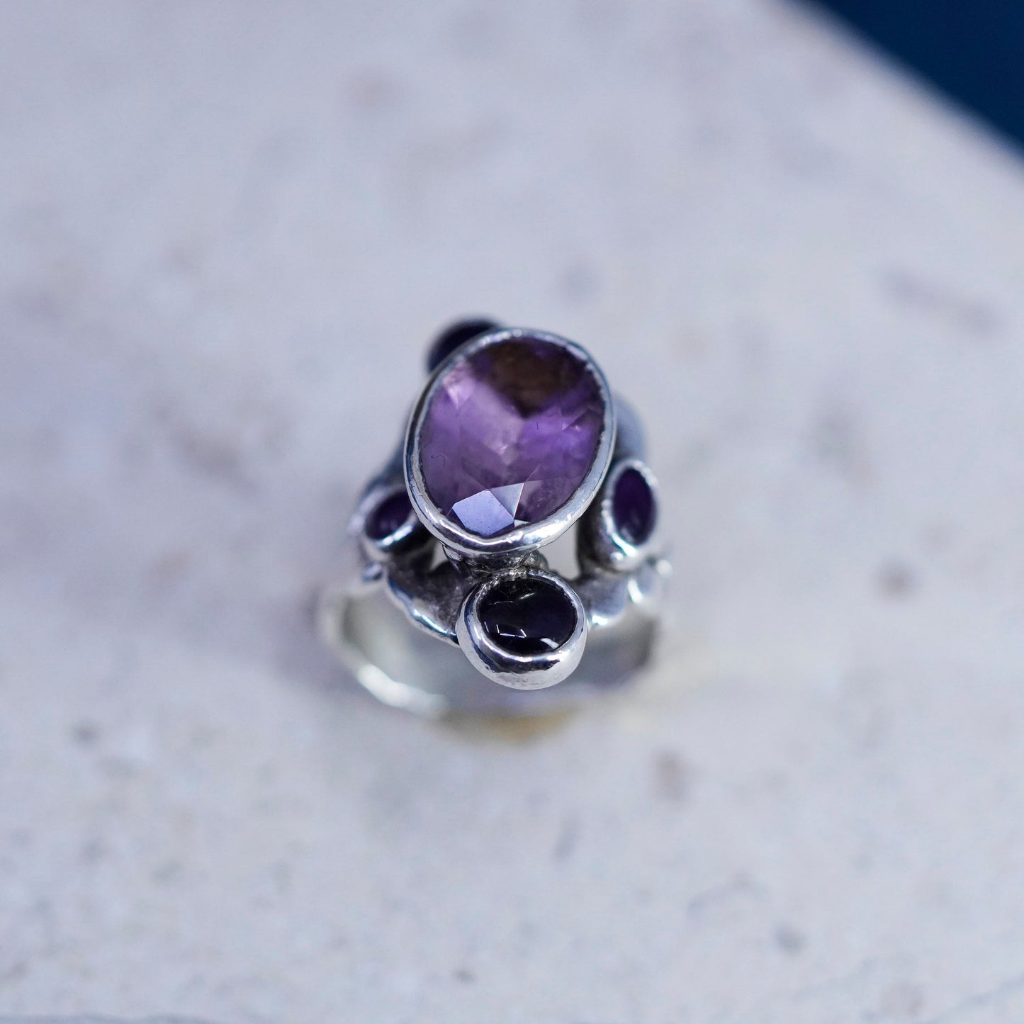 Size 6, vintage Sterling 925 silver handmade ring with amethyst ring