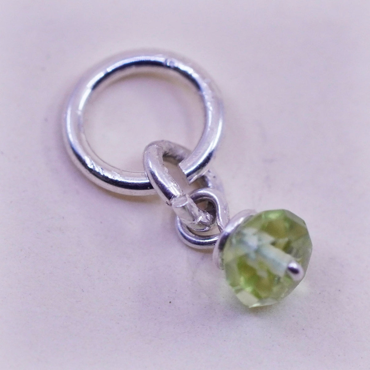Vintage Sterling 925 silver handmade pendant with Peridot bead