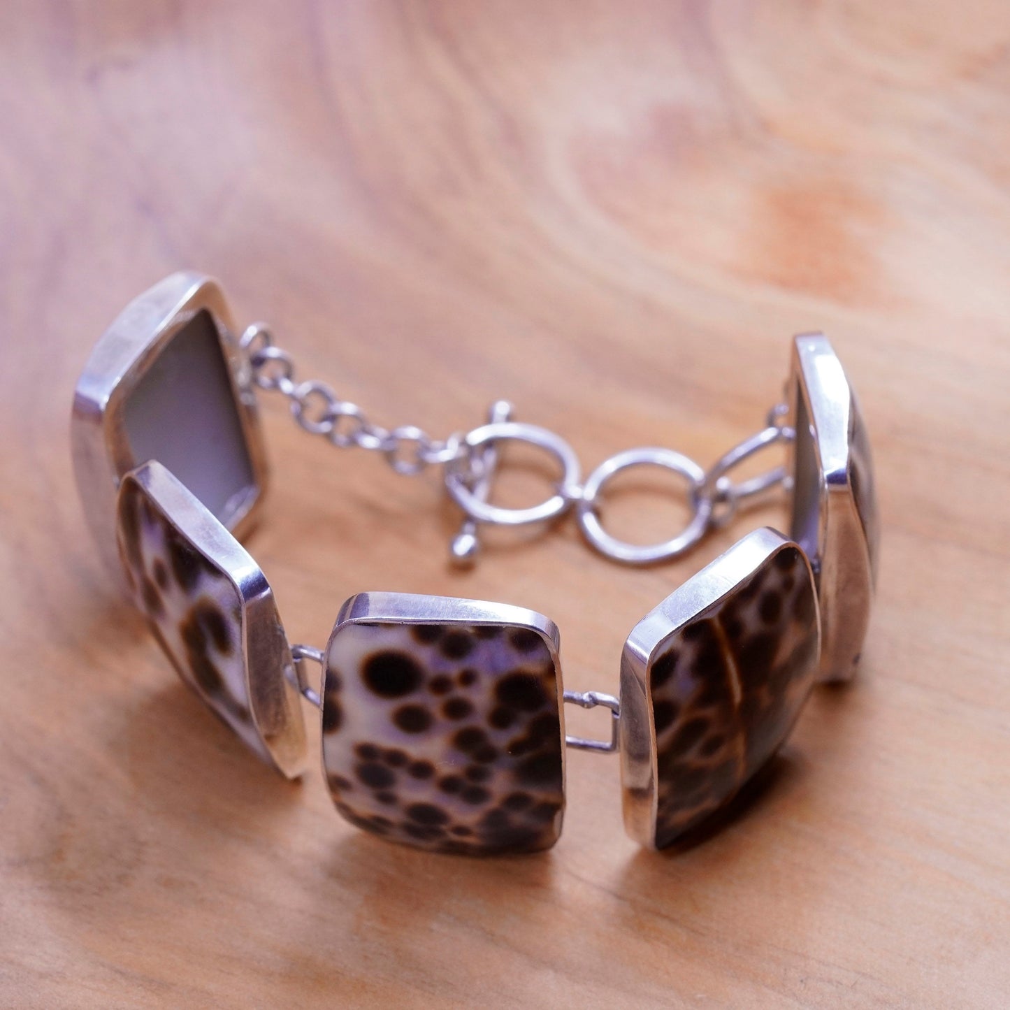 6.5+1”, Sterling silver handmade bracelet, 925 toggle closure dotted shell