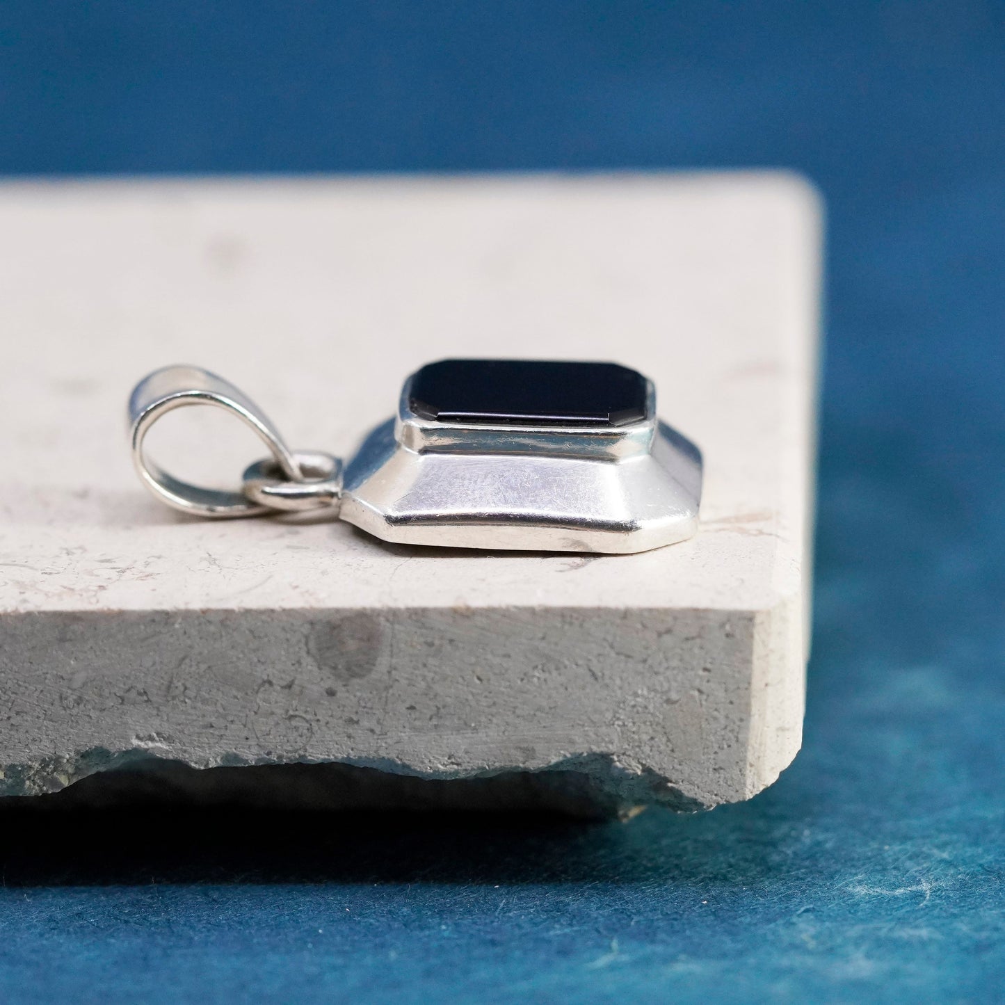 Vintage Mexico Sterling 925 silver handmade pendant with rectangular onyx