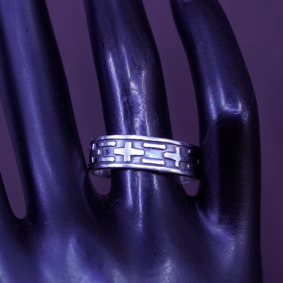 Size 11, vintage Sterling silver handmade ring, Hopi 925 relief cross band
