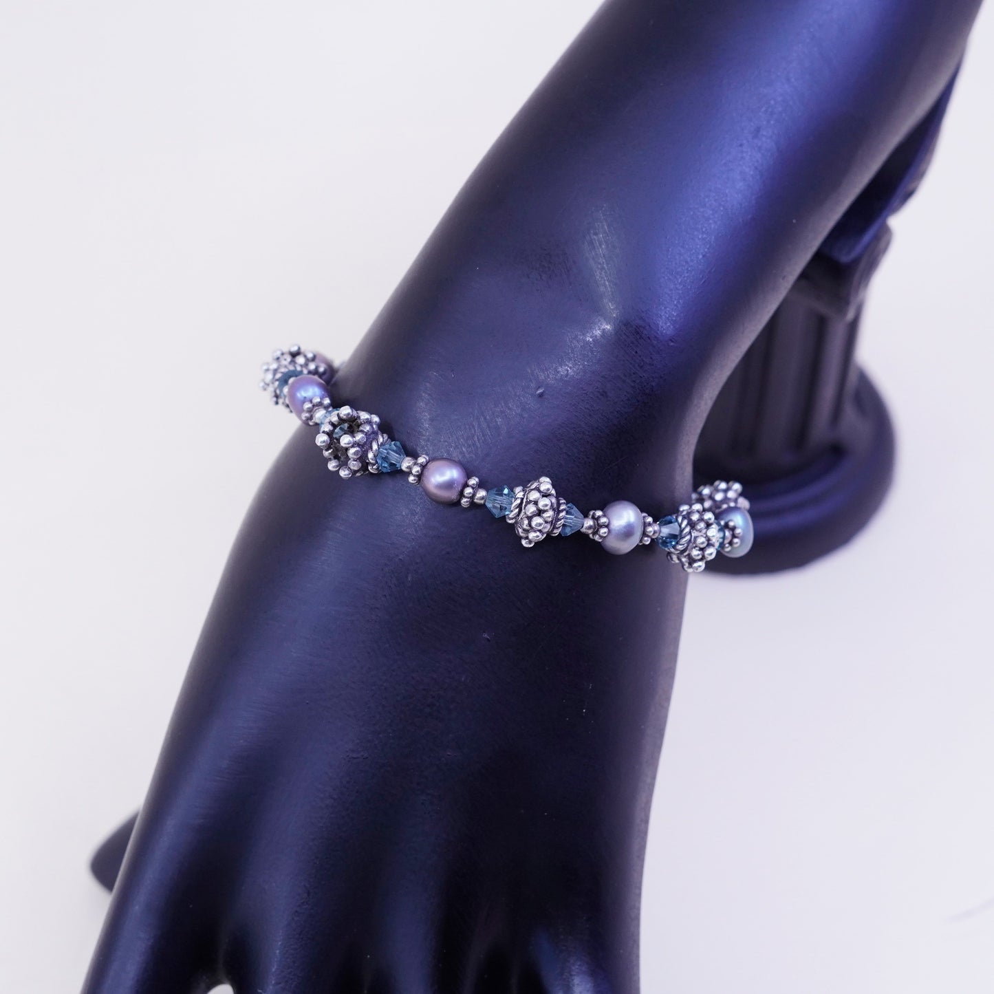 6”, Sterling 925 silver bracelet, pearl beads with crystal and heart closure