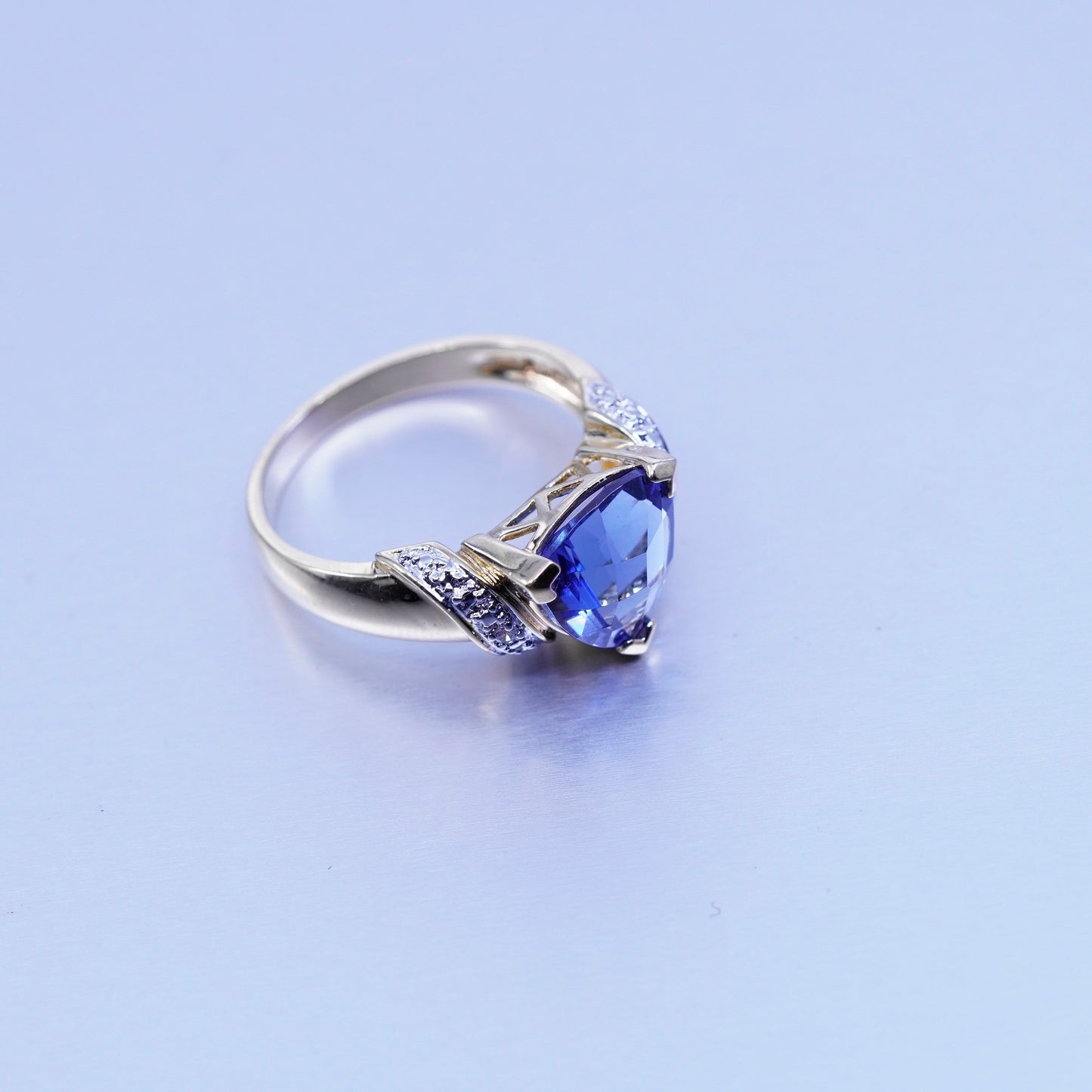 Size 8, vintage vermeil gold filled Sterling 925 silver ring blue topaz diamond