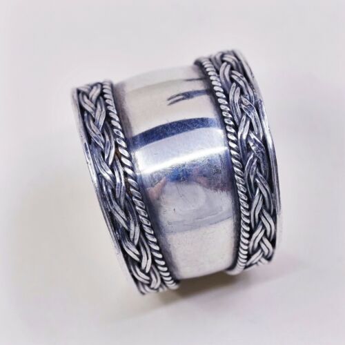 Size 8, Vtg Sterling Silver Handmade ribbed Ring 925 Silver warrior Band
