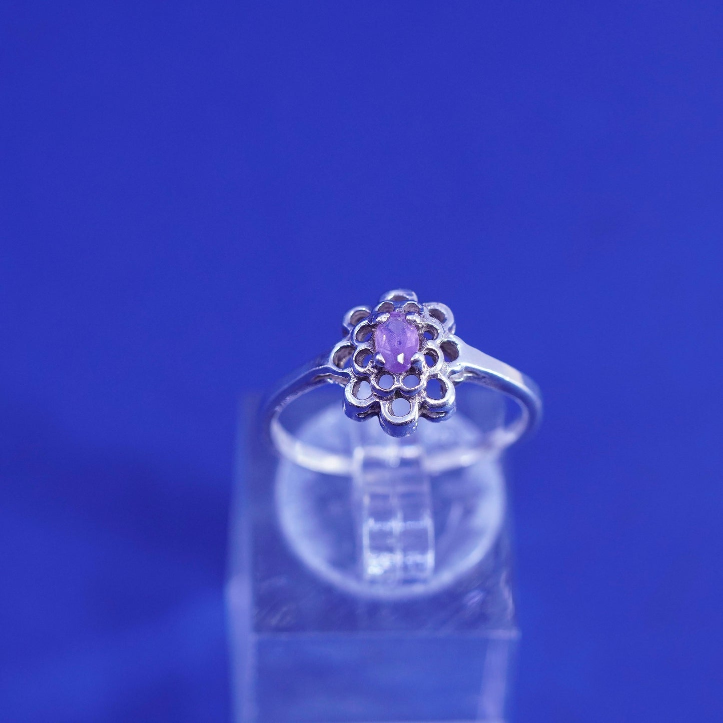 Size 7.25, vintage Sterling 925 silver handmade flower ring with amethyst