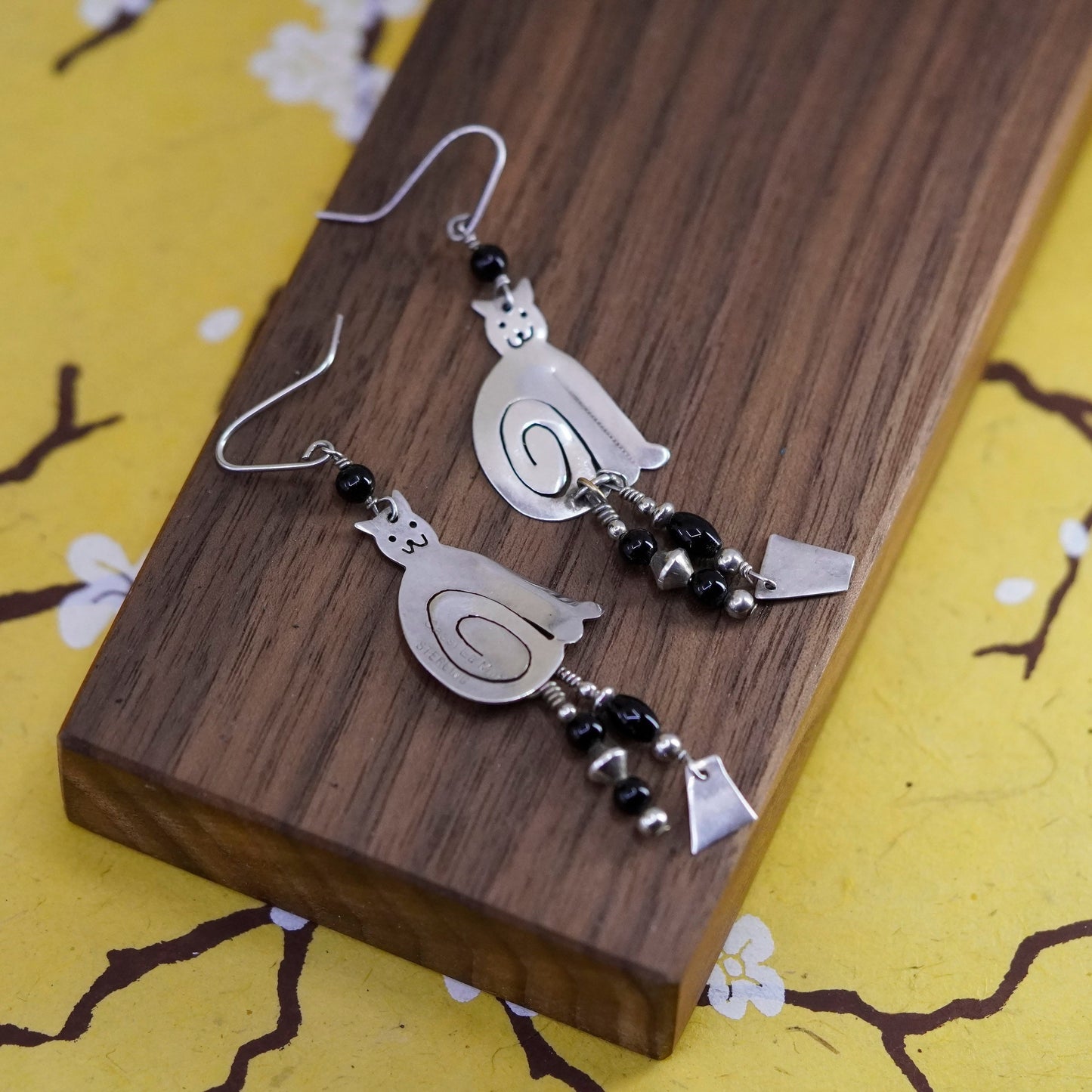Vintage Sassi La Muth Sterling silver handmade earrings, 925 cat obsidian beads