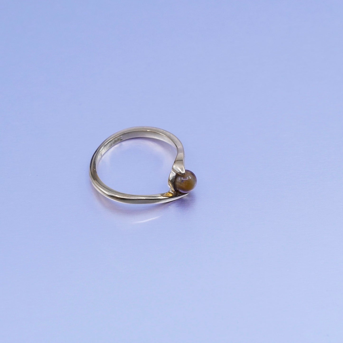 Size 7, Sarah Coventry 18K gold filled ring with tiger eye