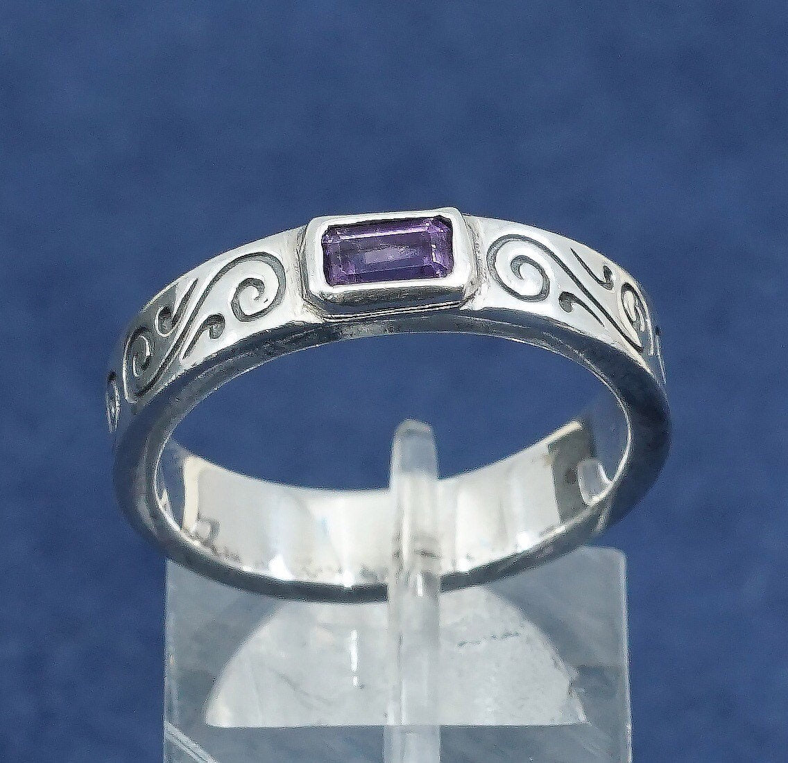sz 8.25, vtg Sterling silver handmade ring, 925 w/ amethyst band
