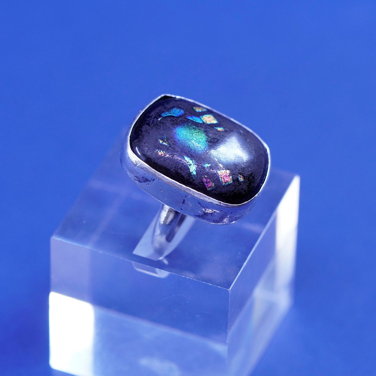 Size 4, vintage Sterling 925 silver handmade ring with foiled glass