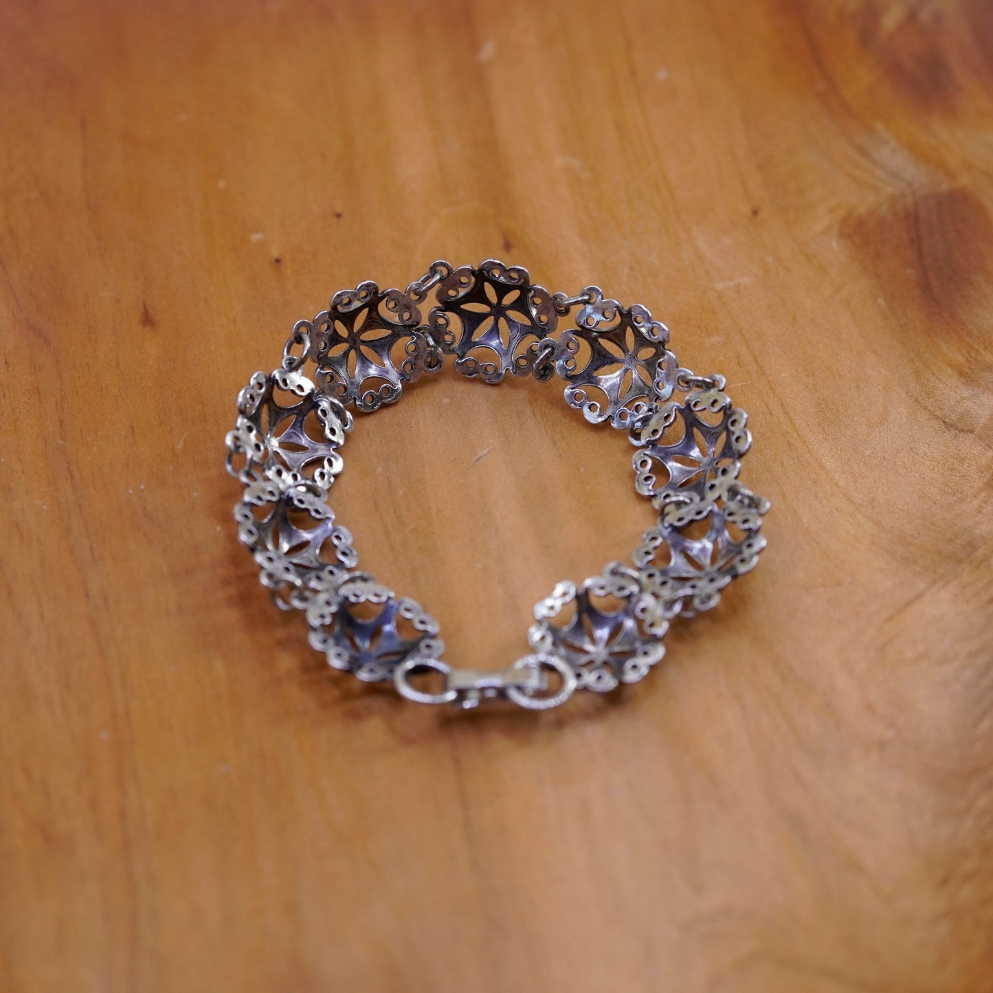 6.75”, vtg Beau Sterling silver handmade bracelet, 925 filigree floral chain