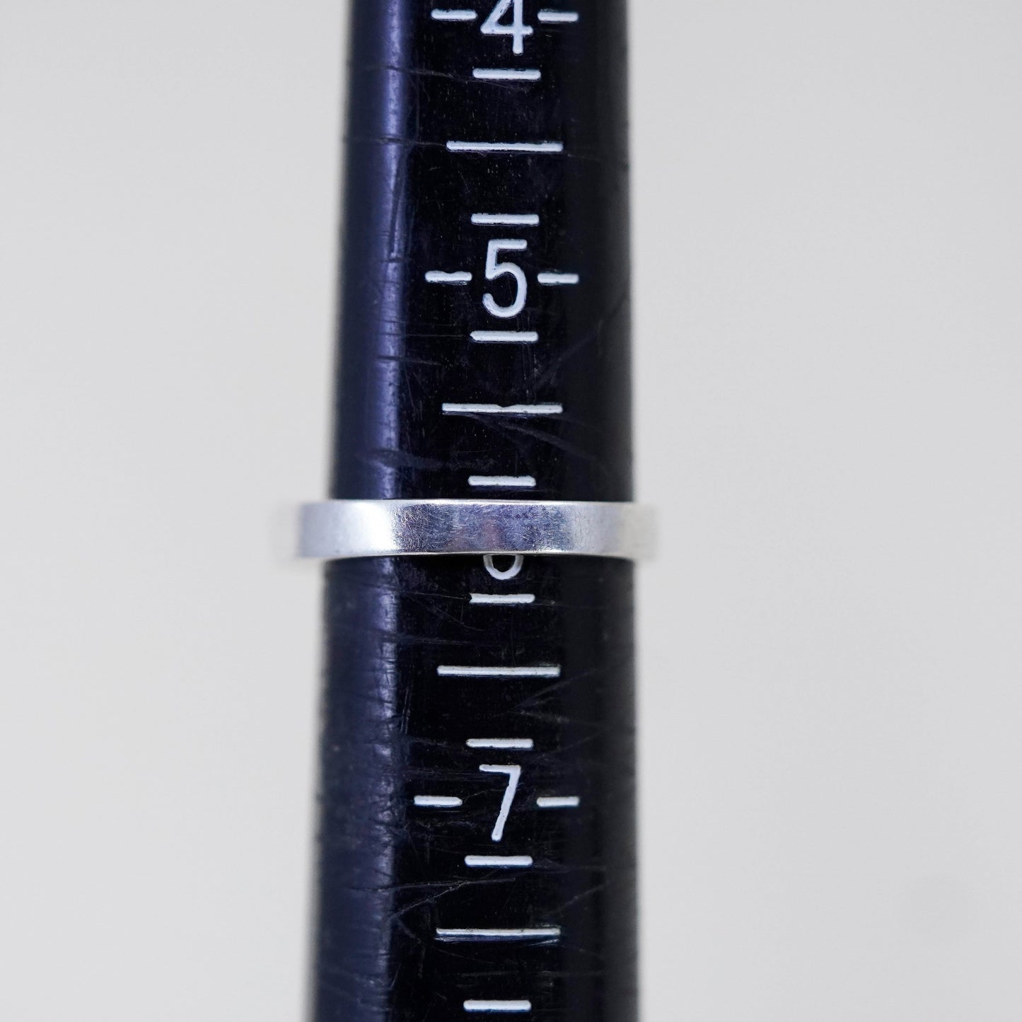 Size 6, vintage Sterling silver cocktail ring, 925 stackable band with amethyst