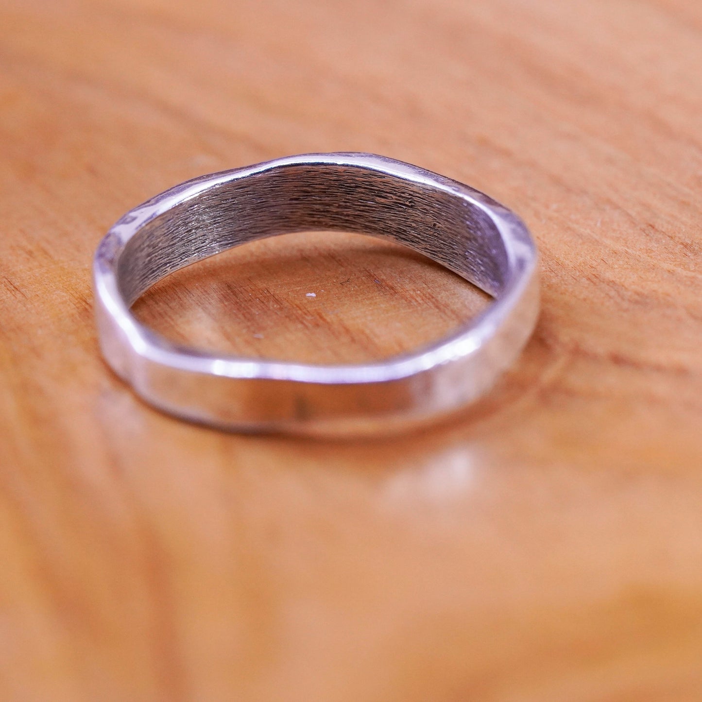 Size 8.25, vintage Sterling silver prayer ring, hammered 925 band with “love”