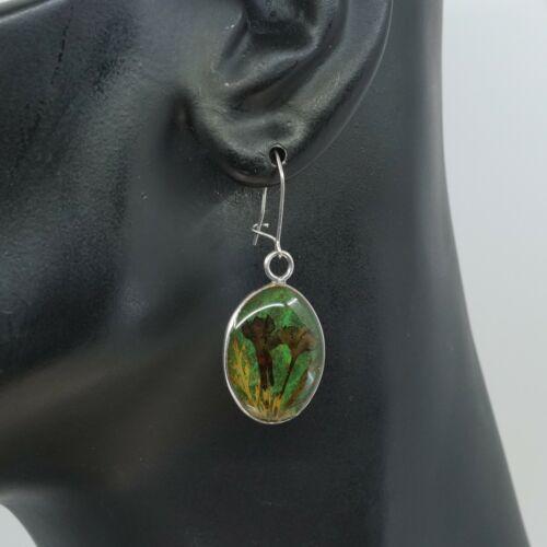 Vtg Sterling 925 Silver Handmade Earrings, solid 925 silver Resin Flower