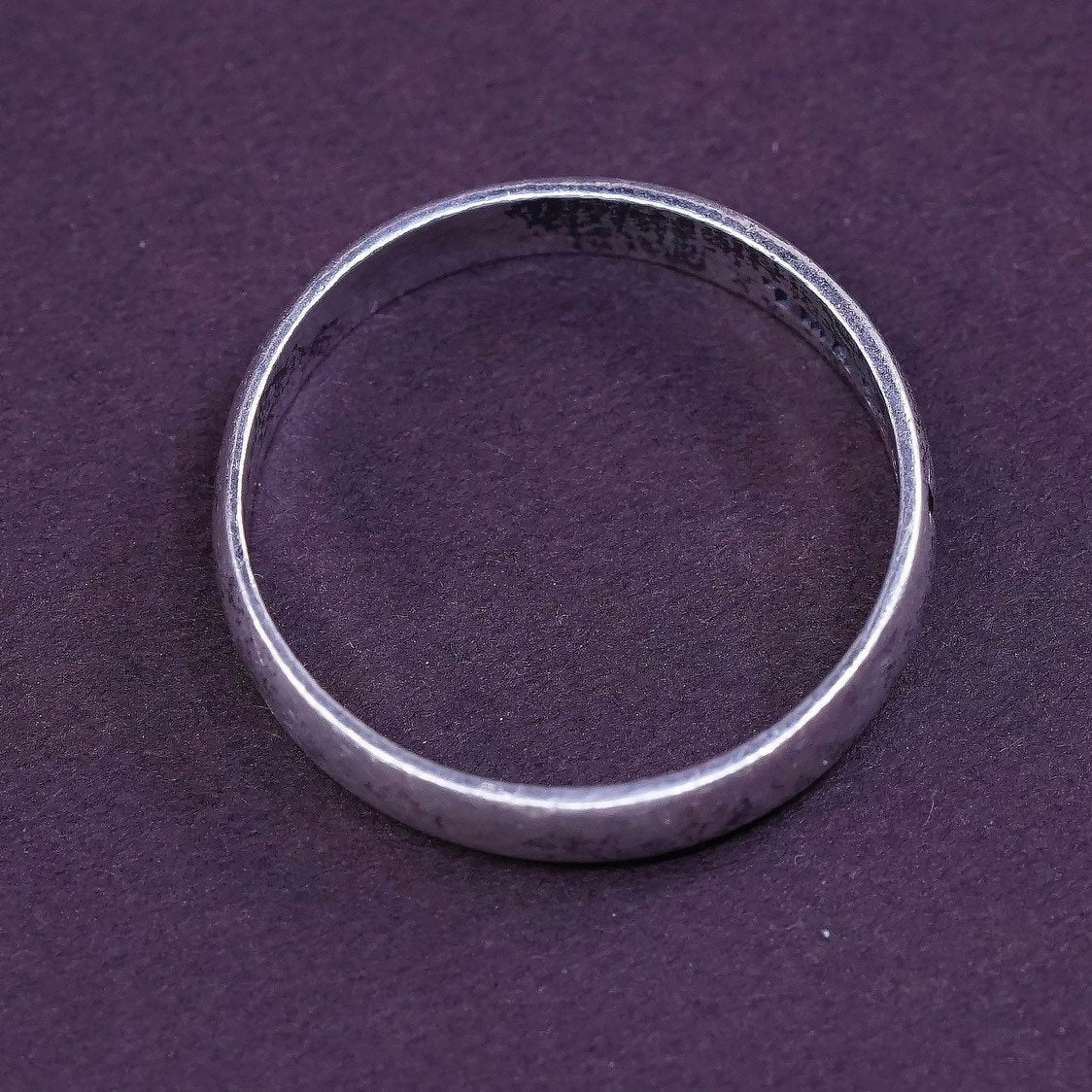 sz 8.25, vtg Sterling silver prayer ring, 925 band w/ "love" engraved