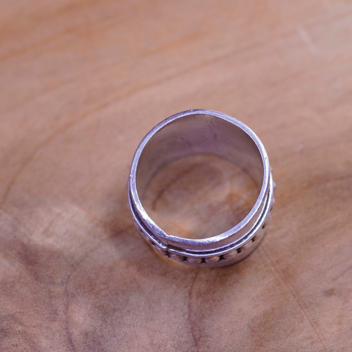 size 7, vintage Sterling silver handmade ring, 925 wide band with bead around