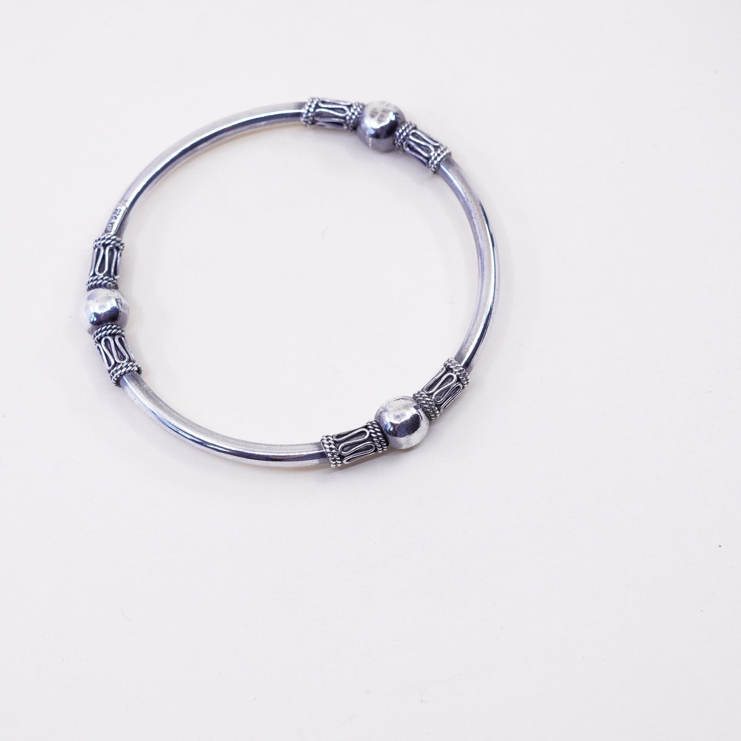 7.75”, vintage bali BA suarti sterling 925 silver handmade bracelet, bangle