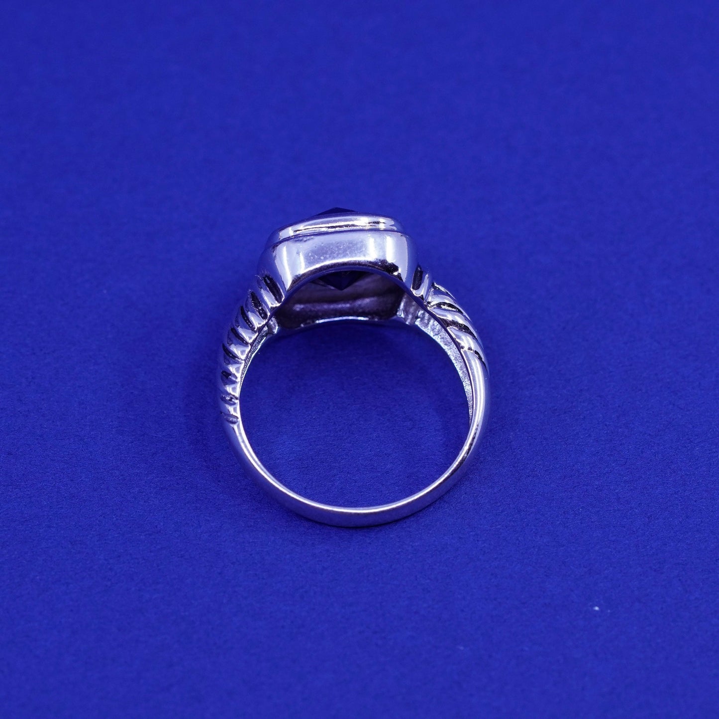 Size 8.5, vintage modern Sterling silver handmade ring with hematite