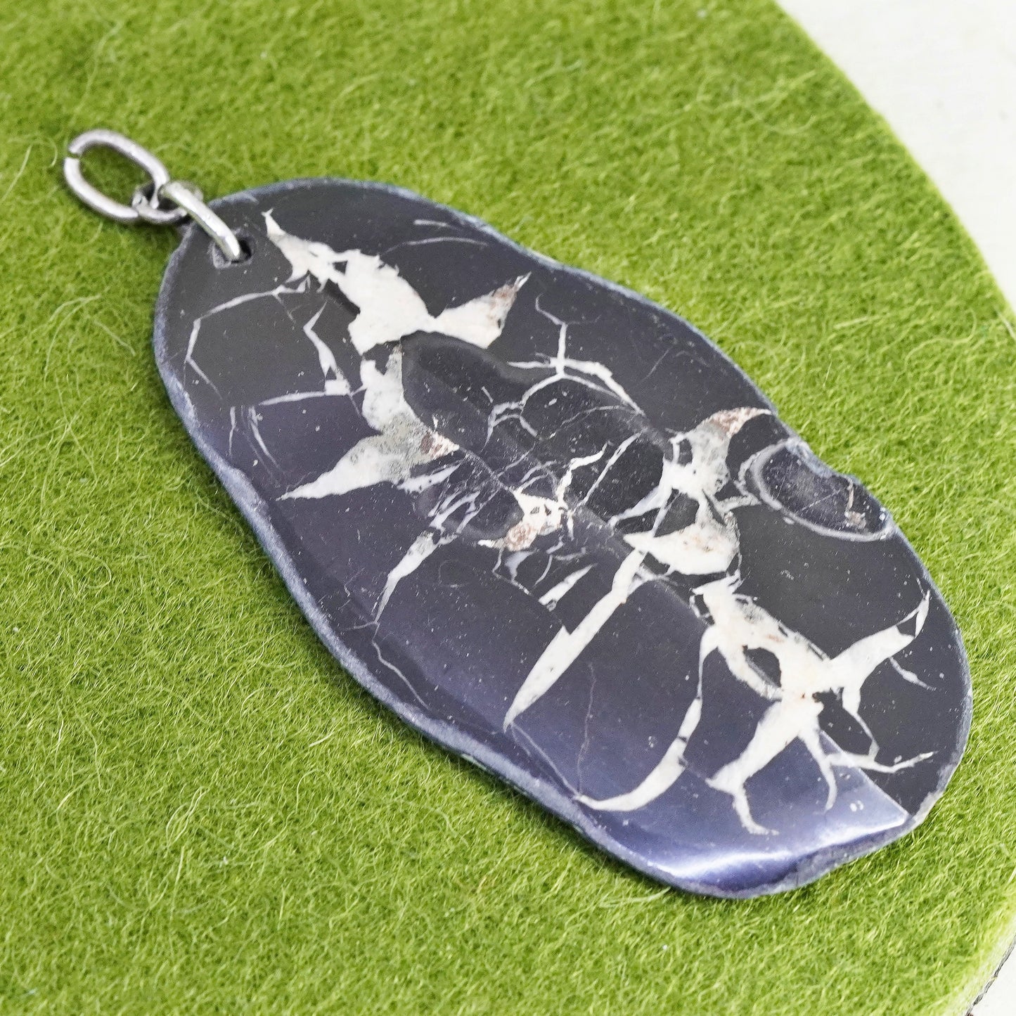 Vintage sterling 925 silver handmade pendant with agate
