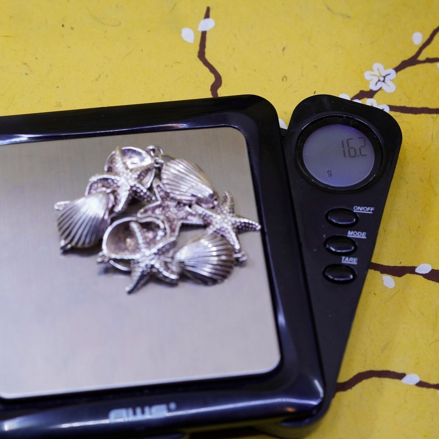 6.75”, vintage Sterling silver handmade bracelet, 925 shell, starfish chain