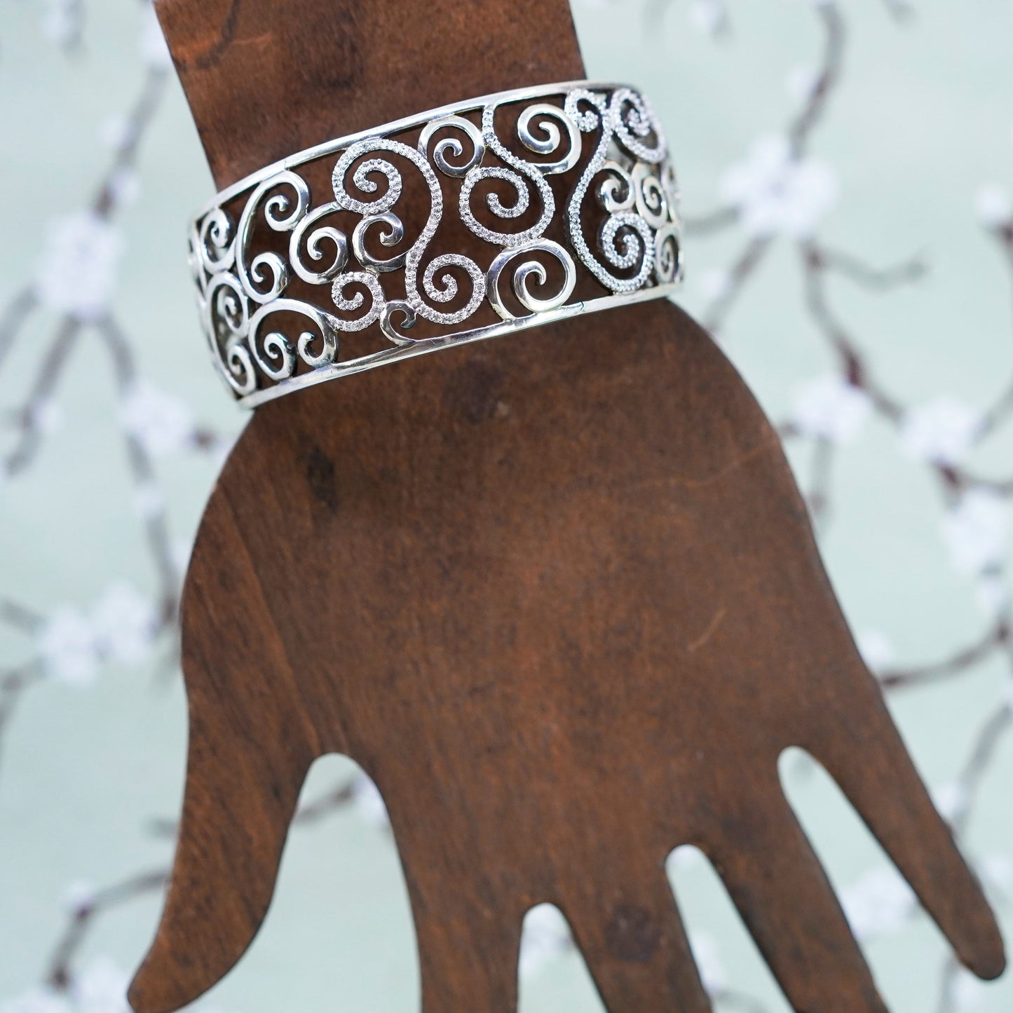 6.75”, southwestern Sterling silver bracelet handmade filigree 925 cuff diamond