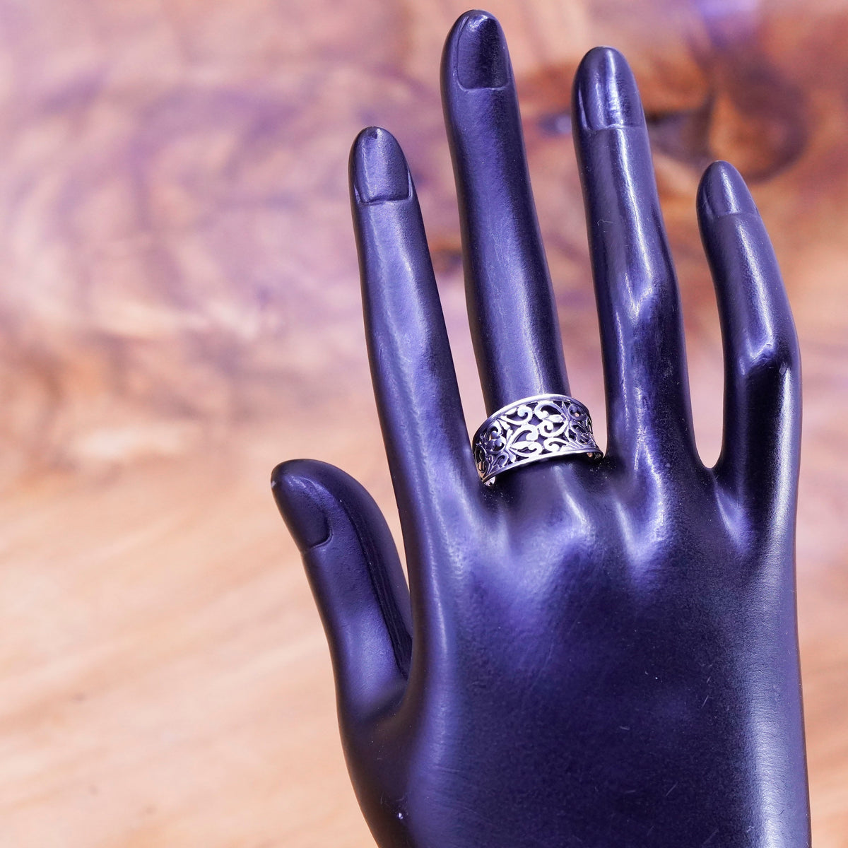 Size 8, vintage Sterling 925 silver handmade ring, filigree band