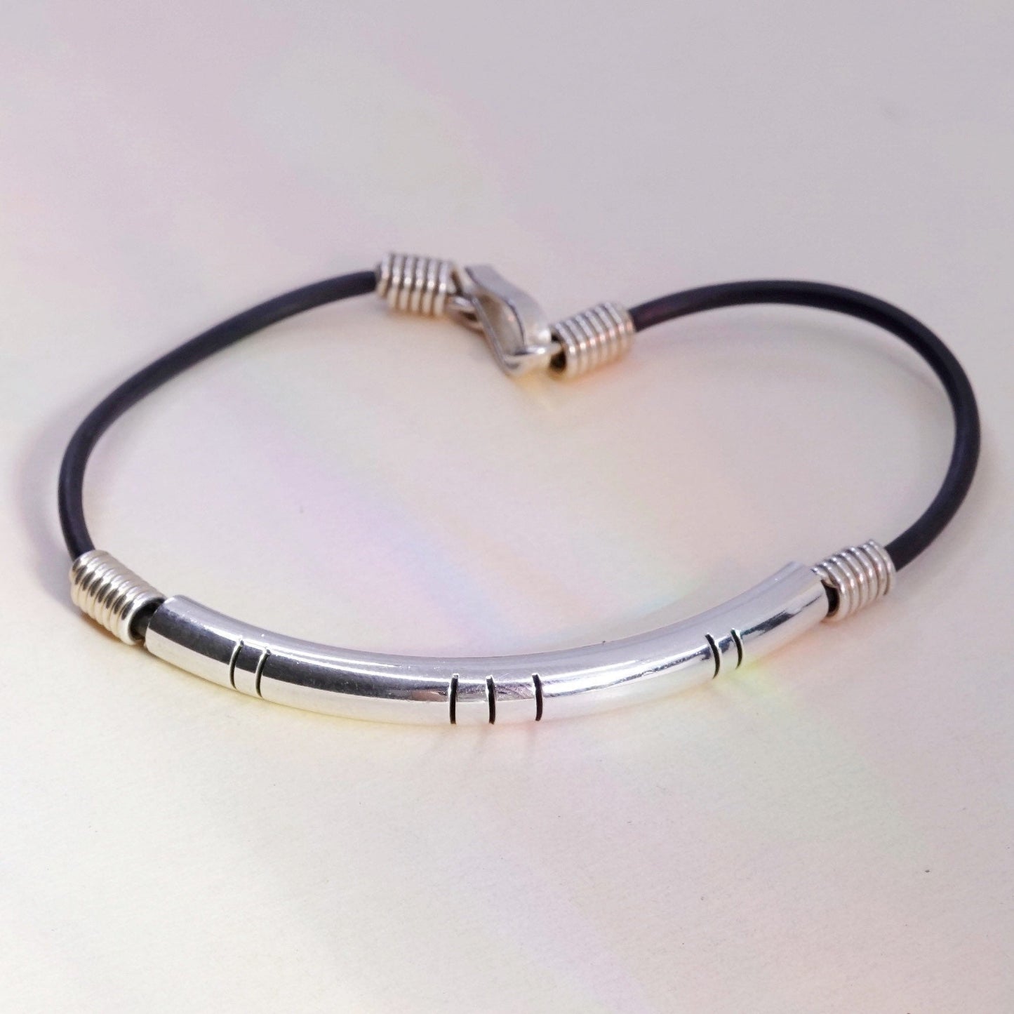 7.5”, Vintage black rubber chain with sterling 925 silver bar