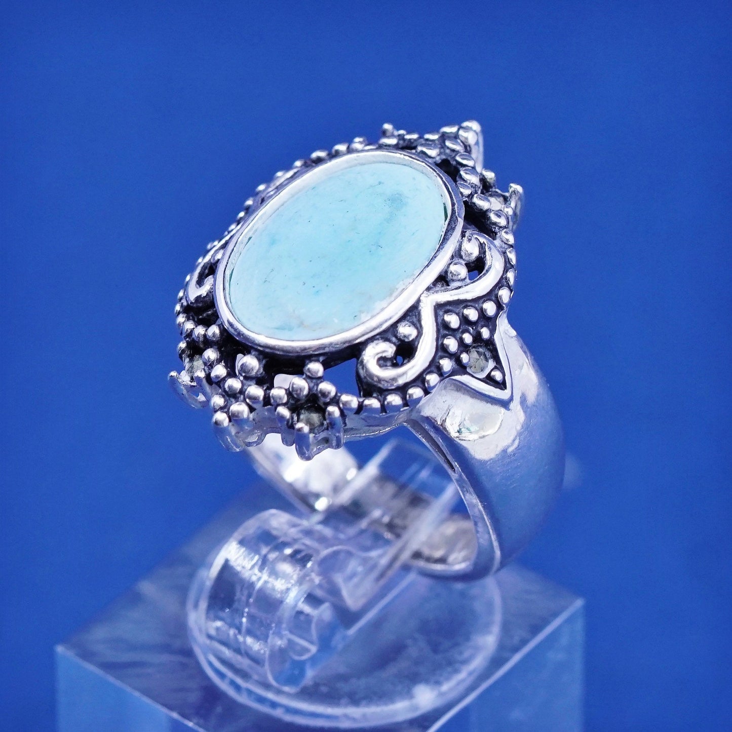 Size 5.75, vintage Sterling 925 silver handmade ring with turquoise and beads
