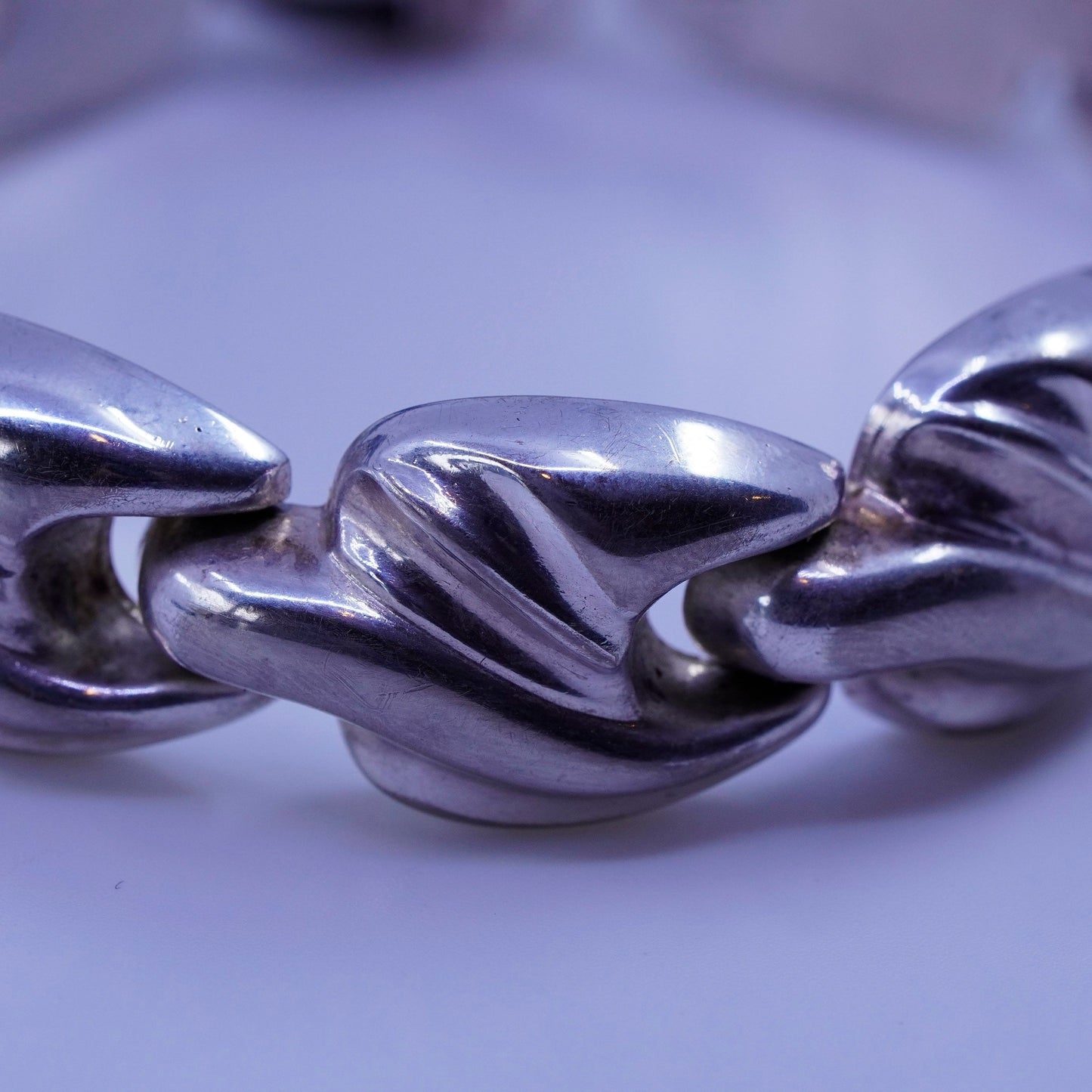 7.5”, vintage Sterling 925 silver bold bracelet with ribbed link