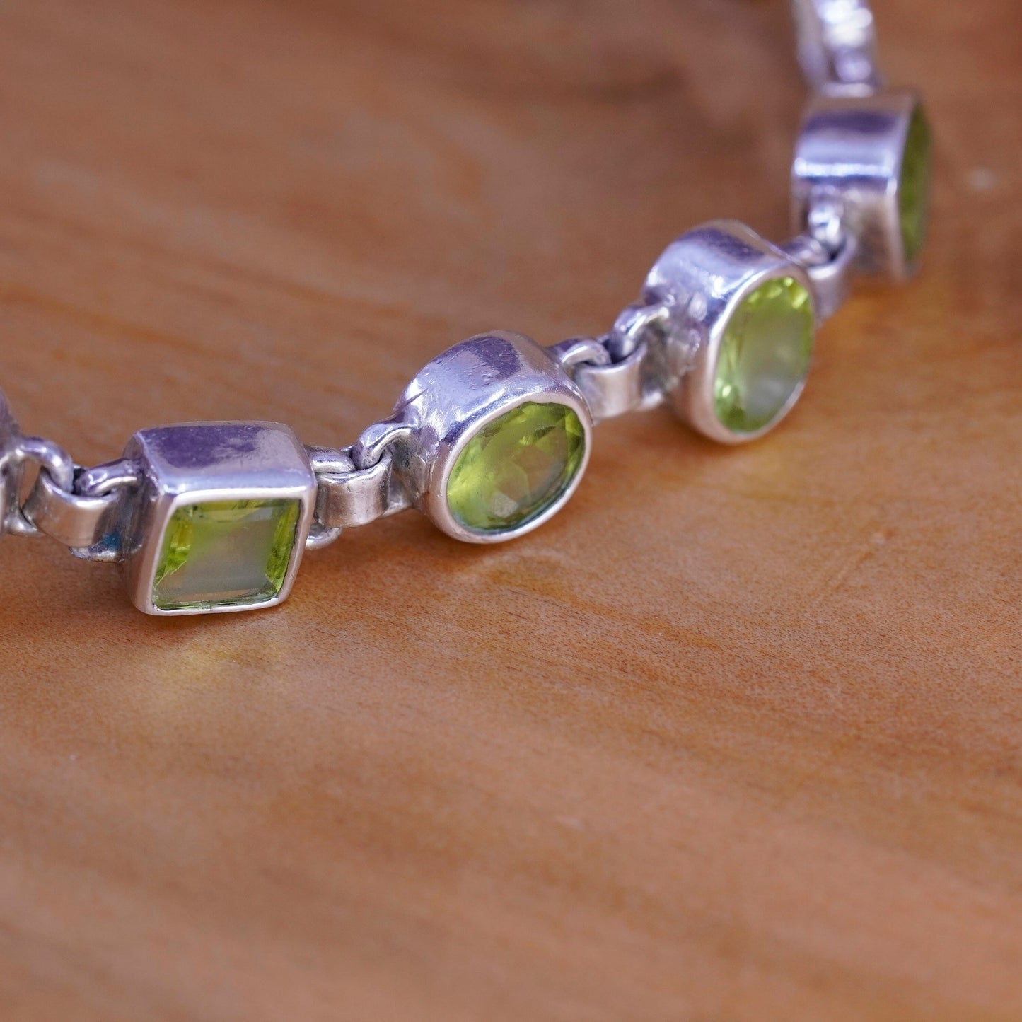 7+1”, vintage Sterling silver handmade bracelet, 925 chain with peridot