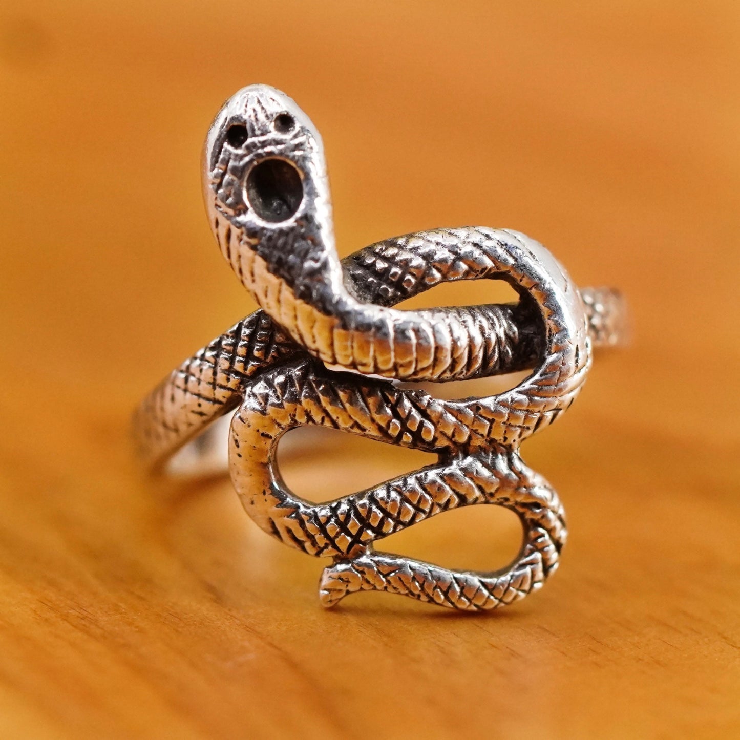 Size 5, vintage Sterling silver handmade ring, 925 snake band