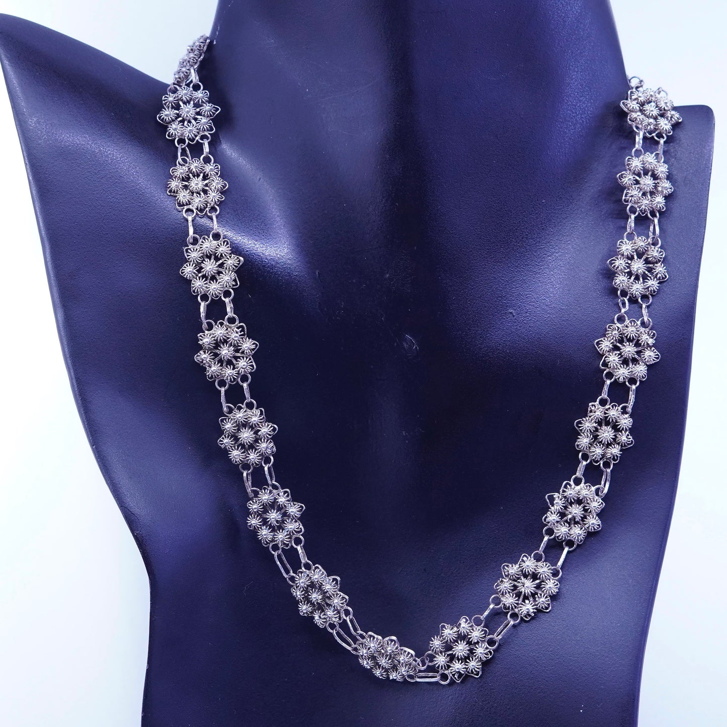 18”, vintage southwestern Sterling 925 silver handmade filigree flower necklace