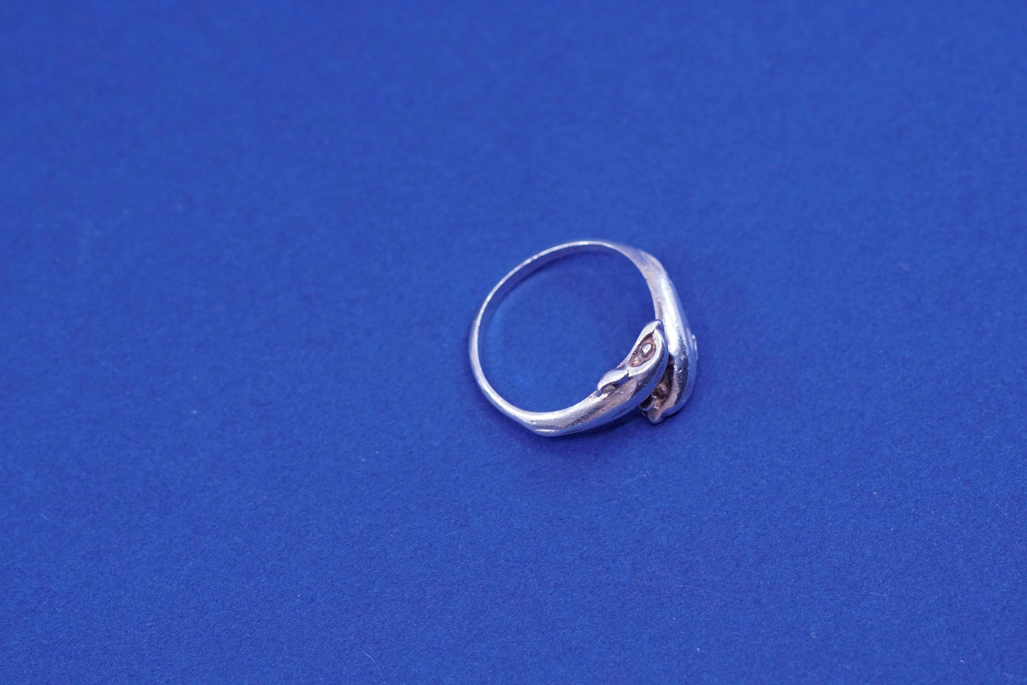 Size 7, vintage sterling silver handmade ring, 925 dolphin wrap band